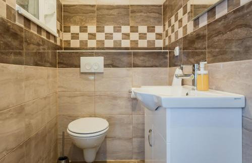 Villa Toni with 5 bedrooms and heated pool - Photo 47