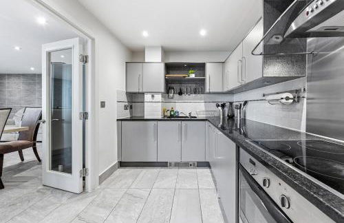 Modern 2 Bed with Balcony & London Eye Views - Foto 57