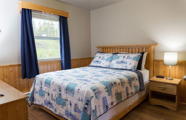 Middle Brook Cottages & Chalets - Photo 22