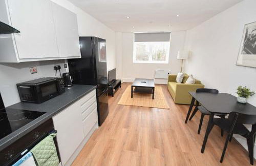 Modern 1 Bedroom Apartment in Morley with Parking - Foto 29