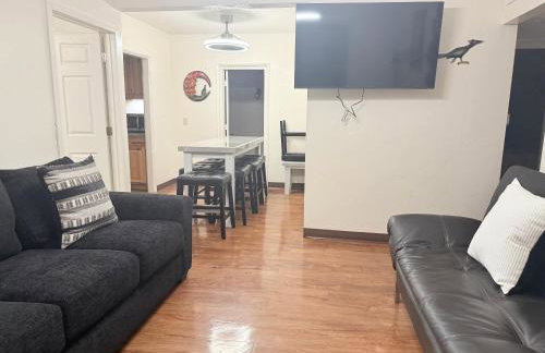 Mins from the UofA & Downtown 4BR 2BA Entire Home - Foto 9