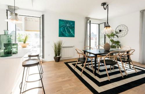 Plaza de España Skyline - Photo 68