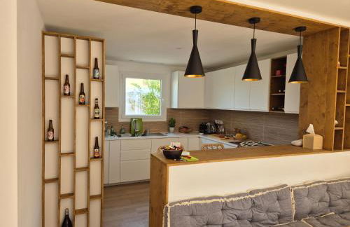 Villa Moderne avec Piscine Privée - Foto 11