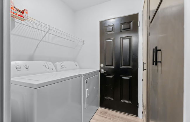 Quiet 3 Bedroom Home Walkable to Zilker Park - Photo 16