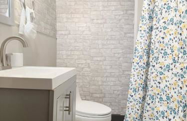 Suite Home Indiana Apartments - Photo 59