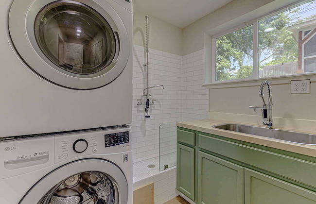 Rooftop Deck w/ City Views! - Foto 20