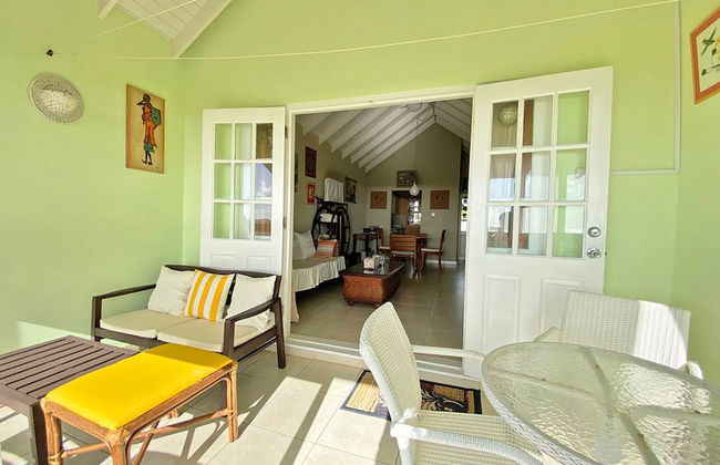 The Gem is Located a few Minutes Walk to the Gorgeous Bottom Bay Beach - Foto 10