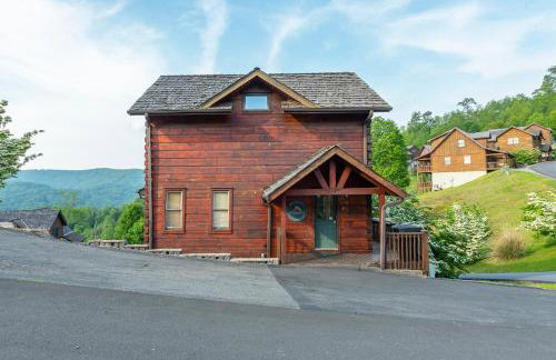 Whiskey Hills - Newly Remodeled Luxury Cabin with Hot Tub, Incredible Views close to Asheville, walk to Hatley Pointe & Ski! - Foto 12