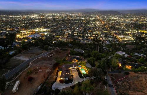 Entire Private Home with 2 Bedrooms 1 Bathroom, Grand View, King Bed, Spacious, Parking, Available Now - Foto 78