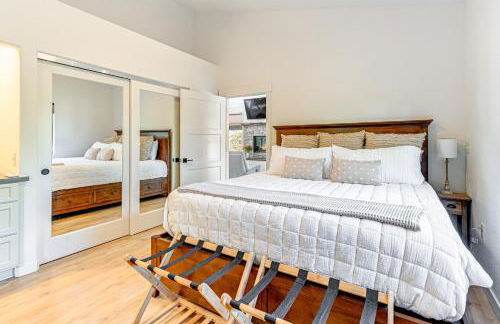 Dreamy Hilltop View Roseburg Retreat with Hot Tub! - Foto 14