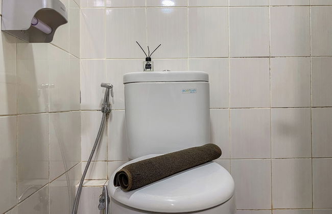 Best Deal And Homey Studio Apartment At Amethyst - Photo 11