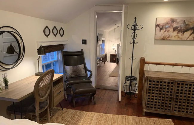 Historic Boyd Harvey House and Grounds 2 Bedroom Home by RedAwning - Foto 6