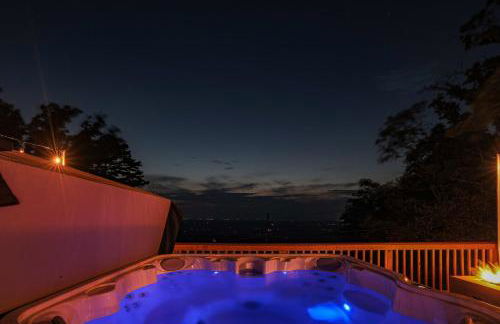 Iconic Chalet with Sauna, Hot Tub, Fire Pit, Plunge - Foto 7