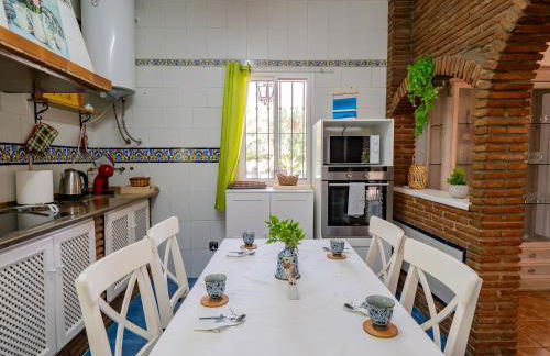 Cubo's Casa Vista Alegre - Photo 26