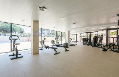 UHC SOL CAMBRILS PARK - Photo 39