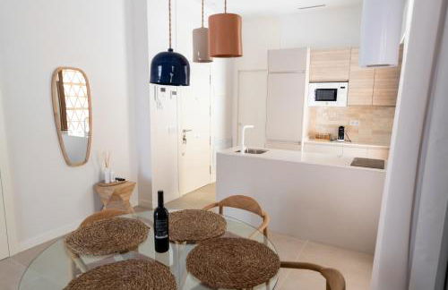 Slow Home Apartments - Photo 67