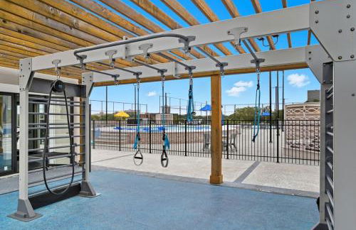 Luxury King Bed Suite - Pool - Gym - Parking - Foto 30