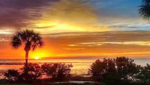 Waterfront Cedar Key Duplex Home Grill and Dock! - Foto 2