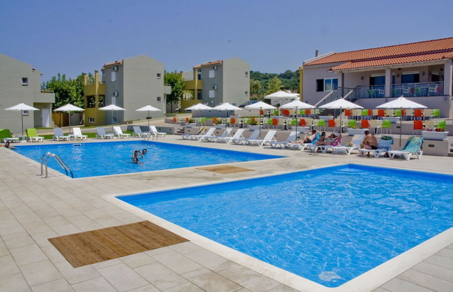 Fournia Village - Foto 1