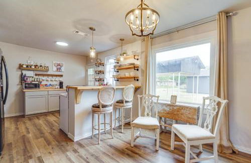 Pet-Friendly North Texas Home with Spacious Yard! - Photo 10