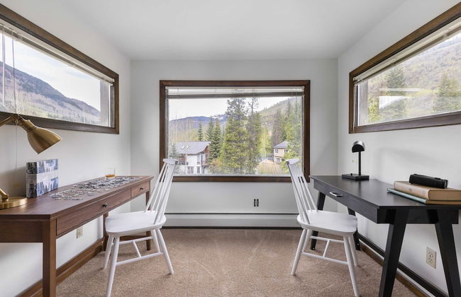 Bighorn by Avantstay Spacious Ski Cabin w/ Sprawling Porch, Views & Hot Tub! - Foto 18