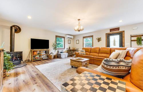 Peaceful Lake George Getaway - 3 Mi to Beach! - Foto 1