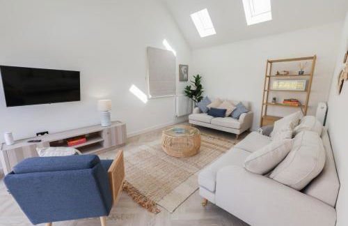 Tai Porth Llechog Bungalow by Birch Stays - Photo 11