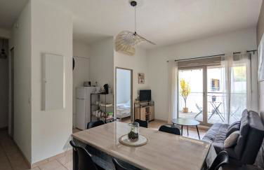 Uzès centre à 2 min - piscine - clim - parking - Foto 2