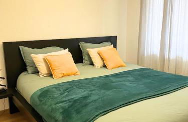 TheSkyFall , cosy appartement, terrasse & parking - Foto 7