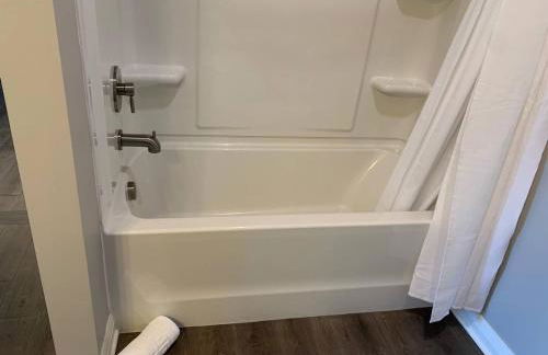 The City View Suite Garage Parking Top Floor! - Foto 18