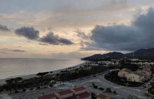 Apartamento con terraza, vistas playa y montaña - Foto 74