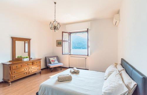 Teo s House private parking and lake view - Photo 16