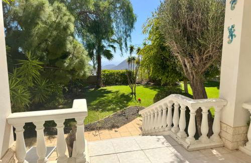 Casa Lilo, en jardin grande, con una gran piscina y barbacoa - Foto 3