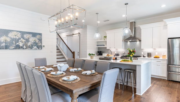 Knot for Reel by Avantstay Walk to Beach Pool Hot Tub - Foto 4, Habitación