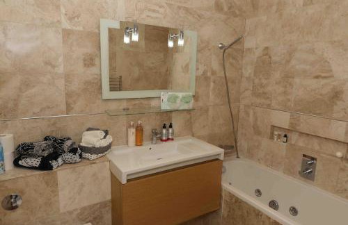 In the River Times View - Foto 20