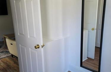 Two-Bedroom Home 25 min to NYC Free parking-UNIT-1 - Foto 19