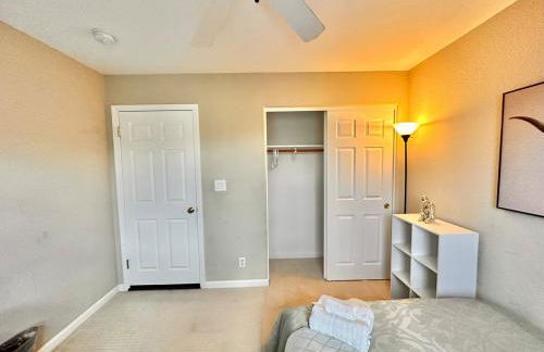 Stunning Oasis Retreat Pool Hot Tub SF Bay - Photo 34