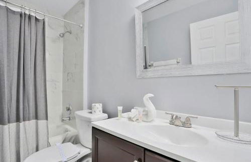 Spacious Home w/ Pool&Resort Amenities,near Disney - Foto 28