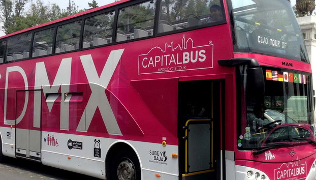 Tour nocturno en autobús descapotable - Foto 4, Disfrutando de la ruta por Ciudad de México