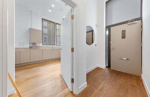 Split Level Apartment - Foto 13