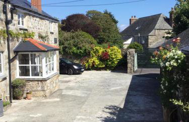 The Annex, Tregoddick Barn - Photo 10