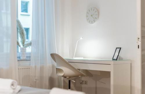 Hochwertige Altbauwohnung im modernen Stil in Wiesbaden - Küche - Terrasse - WLAN - Zentral - Foto 6