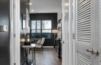 Walk to Vanderbilt and Belmont - Shuffle Board and Free Parking - Foto 15