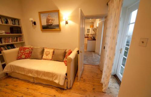 Old Coastguards - Stunning Historic Cottage - Photo 25