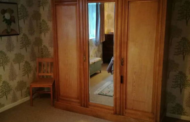 Flat - Sleeps 4 - Parking - Close to Airport - Foto 8