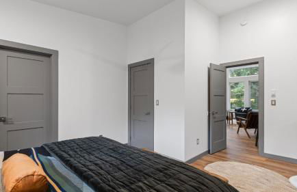 Peaceful Treehouse-Style Stay with Sauna Fire Pit Forest Views Near the Coast The Treehouse by AvantStay - Foto 23