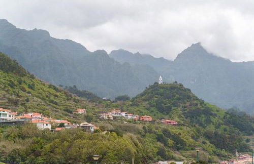 GuestReady - Scenic Retreat with Stunning Views - Foto 15