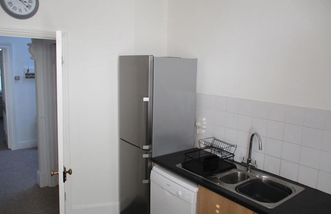 3 Bed Flat - Sleeps 5 - Garden - Parking - Wifi - Foto 6