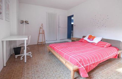 Amazing Apartment In Marzabotto - Photo 4