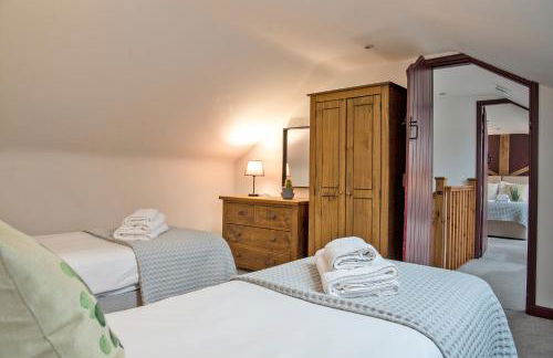 Stainsborough Hall Holiday Cottages - Foto 75